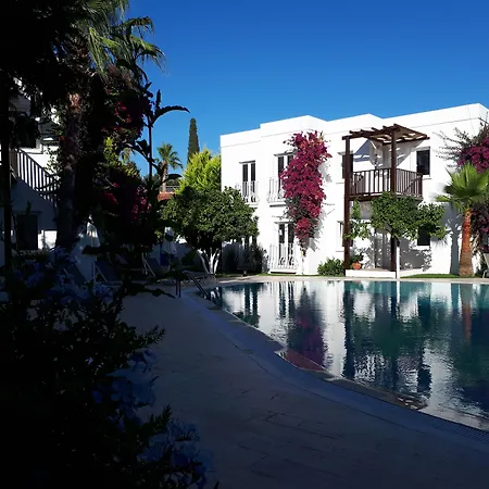 Apart-hotel Meis Bitez