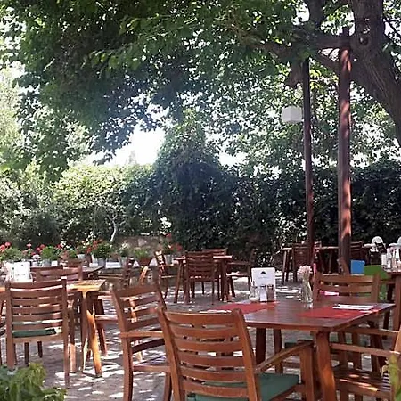 Meis Apartmanhotel Bitez